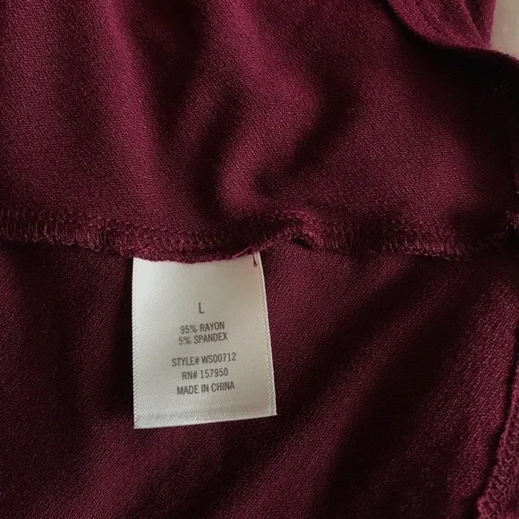 NWOT Francesca’s Sanaa Eyelet Trim Wine Red Size Large - Picture 7 of 10